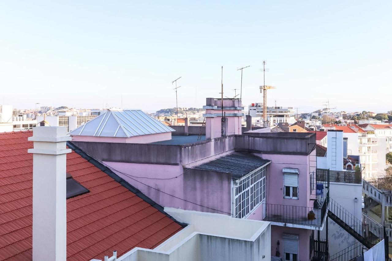 Marques De Pombal Duplex With Terrace By Homing Apartment Lisbon Exterior photo