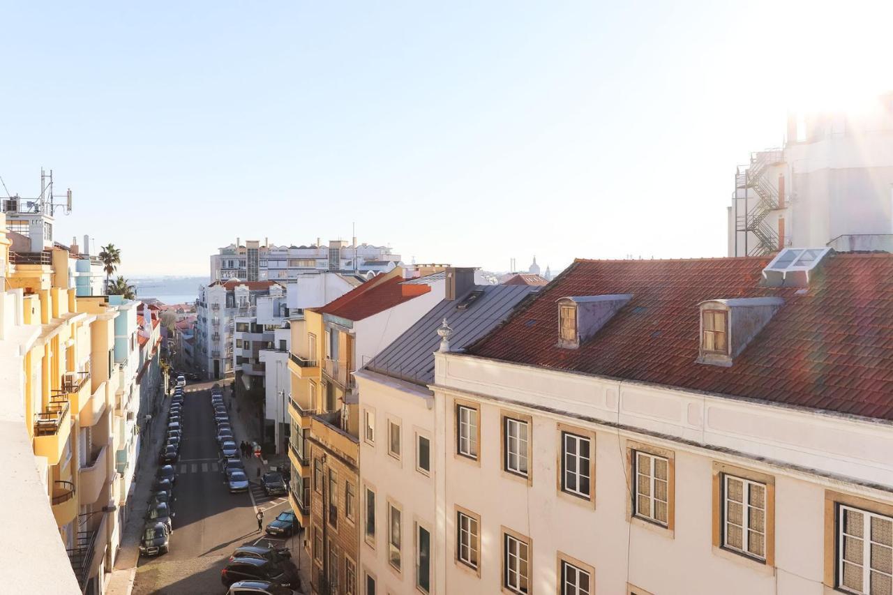 Marques De Pombal Duplex With Terrace By Homing Apartment Lisbon Exterior photo